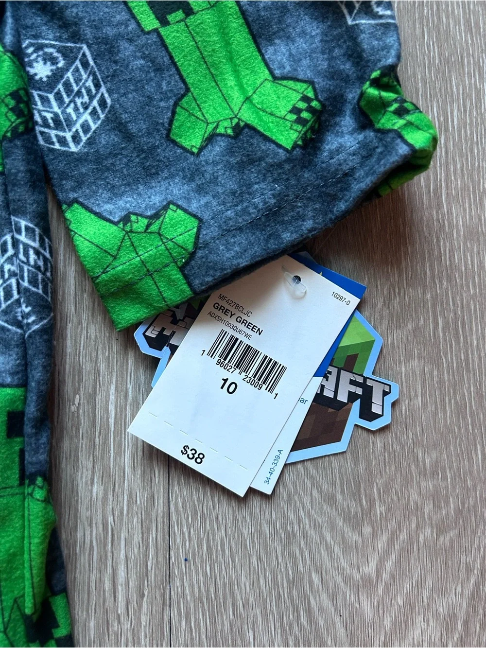 NWT Minecraft Boys Button Up Pajama Set Creeper Grey Green Size 10